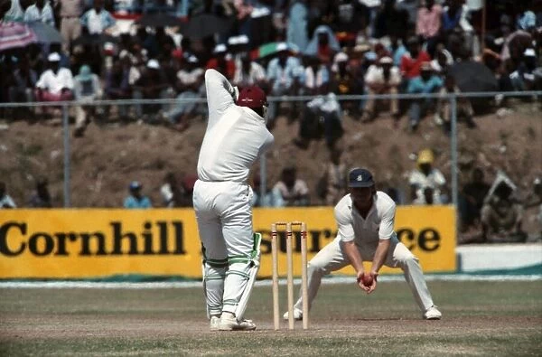 Cricket 1st Test. West Indies v. England. February 1990 90-1173A-050