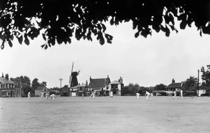 Framed Print : Cricket at Meopham village in Kent. One of the oldest village cricket teams Framed Print : Cricket at Meopham village in Kent. One of the oldest village cricket teams