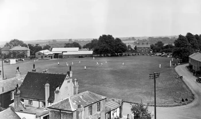 Framed Print : Cricket at Meopham village in Kent. One of the oldest village cricket teams