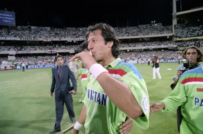 Framed Print : Cricket World Cup 1992 - Australia: Final: England v. Pakistan at Melbourne Framed Print : Cricket World Cup 1992 - Australia: Final: England v. Pakistan at Melbourne