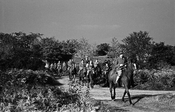 Cross country horse riding in Beaconsfield, Buckinghamshire. Circa 1946