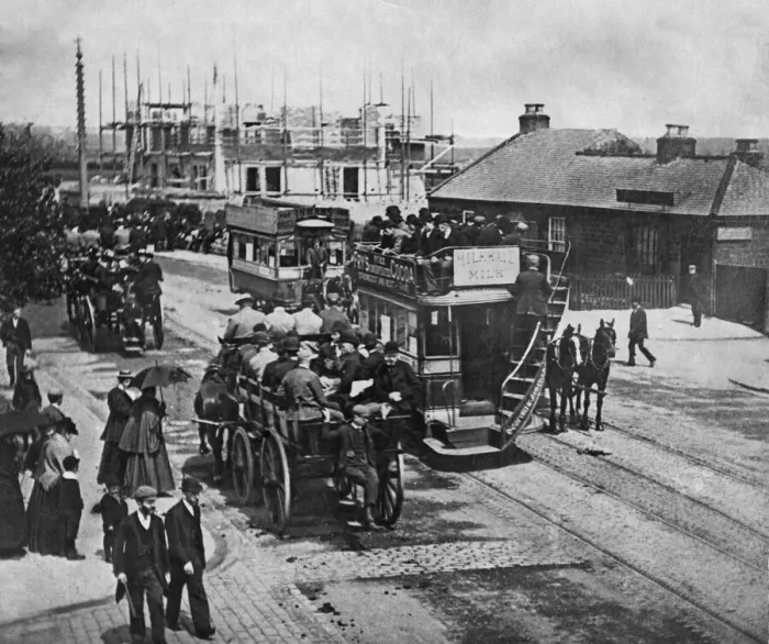 Framed Print : Crowds flock to Gosforth Park for the Northumberland Plate June 1890