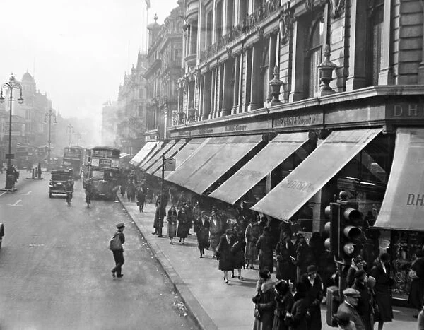 Crowds outside D. H. Evans department store, Oxford Street, in March 1932
