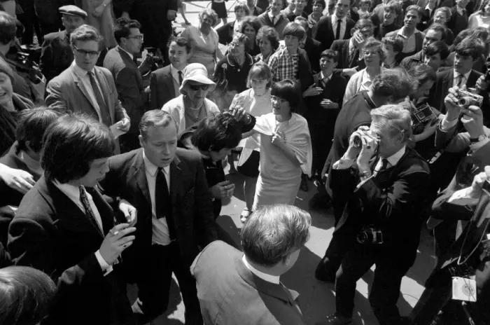 Framed Print : Crowds throng around Mick Jagger and Keith Richards on 10 May 1967 outside Chichester