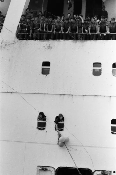 Framed Print : The cruise ship Canberra arrives back at her berth in Southampton Docks