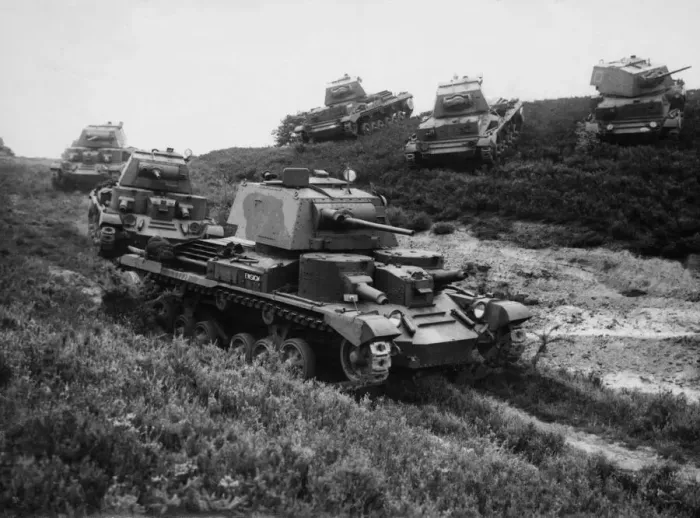 Framed Print : Cruiser Mk 1 tanks of the Royal Tank Regiment seen here on anti invasion exercise in