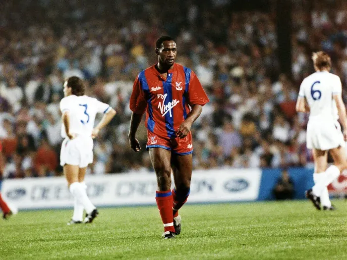 Framed Print : Crystal Palace footballer Andy Gray in action during the match against Leeds United Framed Print : Crystal Palace footballer Andy Gray in action during the match against Leeds United