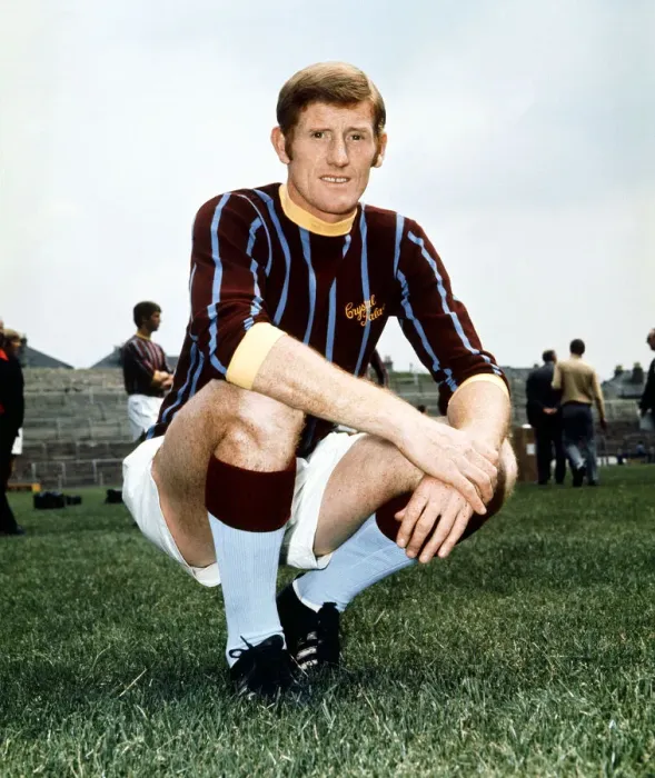 Framed Print : Crystal Palace footballer John McCormick poses during a pre season photocall Framed Print : Crystal Palace footballer John McCormick poses during a pre season photocall