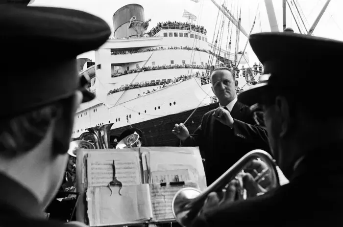 Framed Print : The Cunard White Star liner Queen Marys last Atlantic run. 27th September 1967