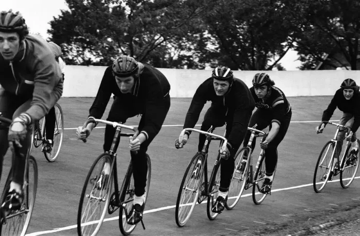 Framed Print : Cycling club in Reading, Berkshire. 11th August 1974 Framed Print : Cycling club in Reading, Berkshire. 11th August 1974