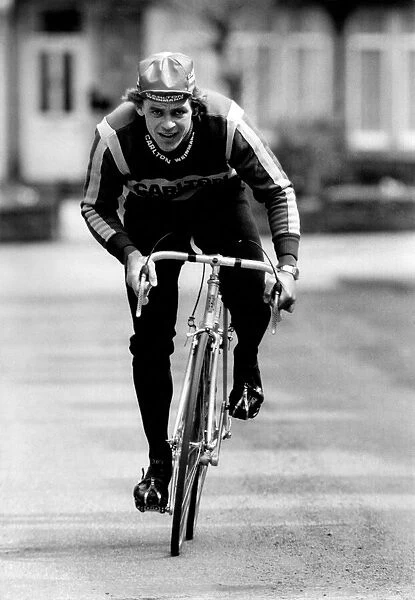 Cyclist Sid Barras in action at Harrogate. April 1979 P003692