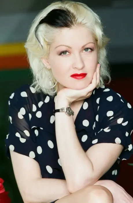 Framed Print : Cyndi Lauper american singer May 1989. Cyndi is in Britain to