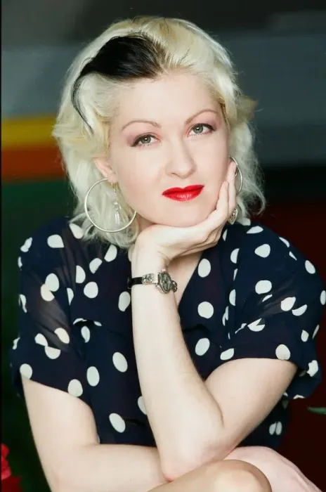 Framed Print : Cyndi Lauper american singer May 1989. Cyndi is in Britain to promote her
