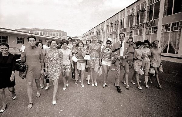 Czech workers at BritainIs Butlins Camp Barry Women Holidaymakers wearing dresses