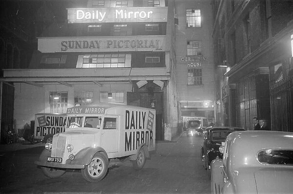 Daily Mirror Offices, Geraldine House, Fetter Lane, London, 8th April 1954