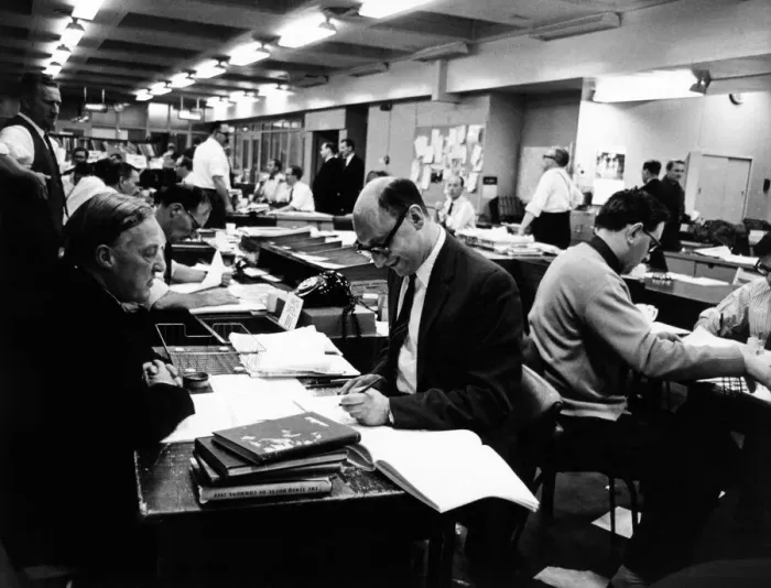 Framed Print : Daily Mirror Offices, Holborn, London, 3rd March, 1971. Newsroom Framed Print : Daily Mirror Offices, Holborn, London, 3rd March, 1971. Newsroom