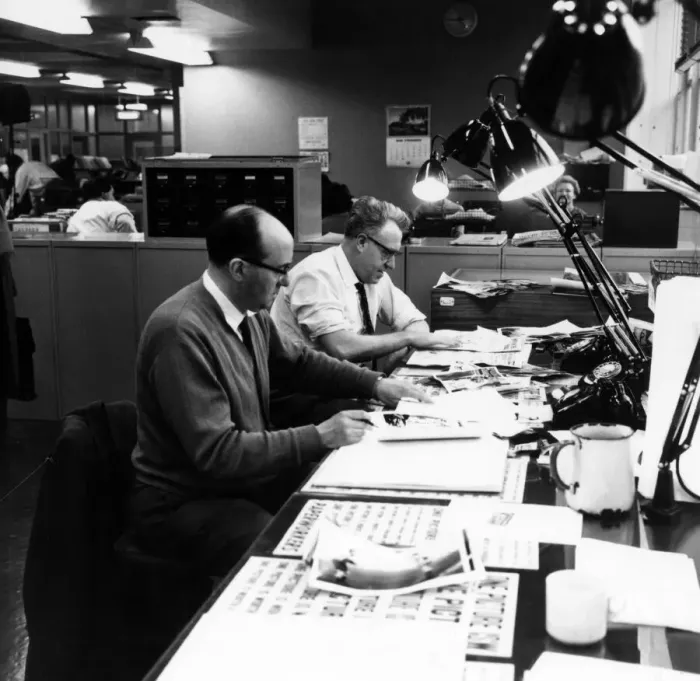 Framed Print : Daily Mirror Offices, Holborn, London, 1961. Newsroom. Picture Desk Framed Print : Daily Mirror Offices, Holborn, London, 1961. Newsroom. Picture Desk