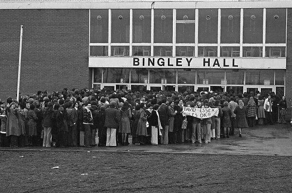Daily Mirror Pop Club members seen here arriving at Bingley Hall