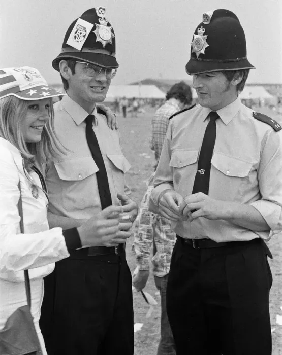 Framed Print : The Daily Mirror Pop Club tent at the Reading festival was a big hit