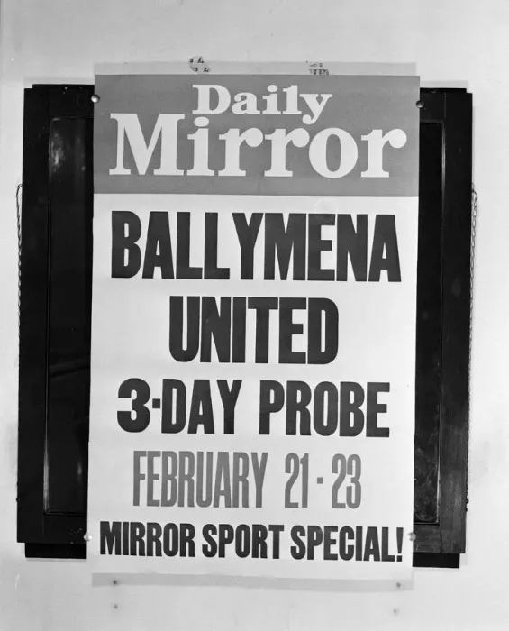 Framed Print : Daily Mirror Poster advertising special report into Northern Ireland football team Framed Print : Daily Mirror Poster advertising special report into Northern Ireland football team