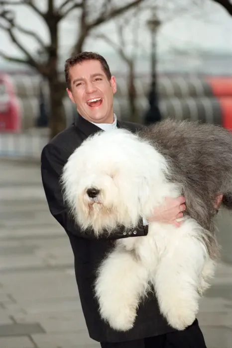 Framed Print : Dale Winton, TV presenter, launches the search for the new star Dulux star Framed Print : Dale Winton, TV presenter, launches the search for the new star Dulux star