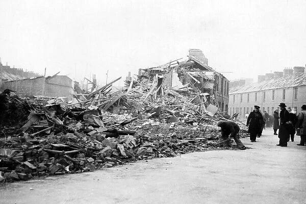 Damage to the corner of Croft and Rose Streets, Cardiff, following a Nazi raid