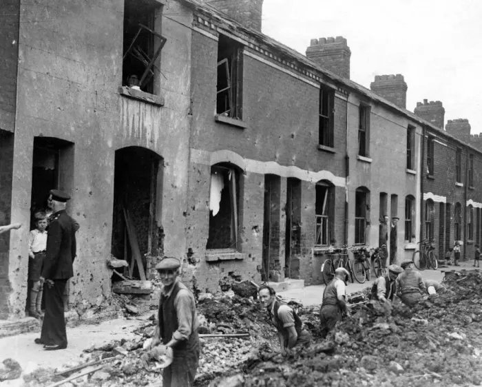 Framed Print : Damage done to a street in the suburbs of Cardiff. Circa 1941 Framed Print : Damage done to a street in the suburbs of Cardiff. Circa 1941