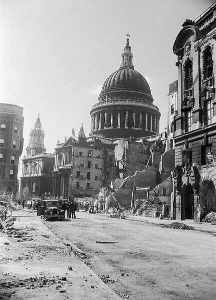 Damaged buildings near St Pauls Cathedral after a night of Bombing. 10th May 1941