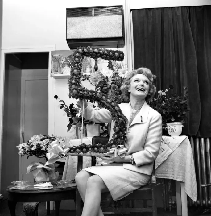 Framed Print : Dame Anna Neagle commenced her fifth year Charlie Girl Framed Print : Dame Anna Neagle commenced her fifth year Charlie Girl