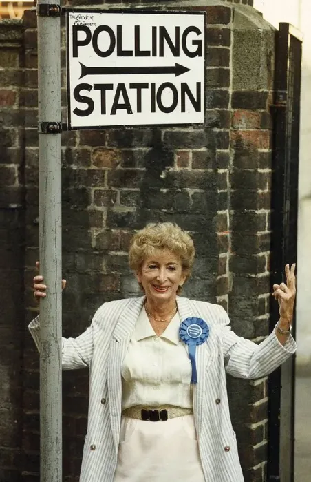 Framed Print : DAME SHIRLEY PORTER LEADER OF WESTMINSTER COUNCIL - 31  /  12  /  1990