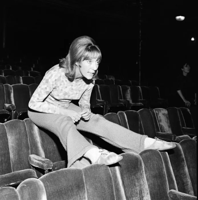 Framed Print : Dancer, choreographer and actress Gillian Lynne during rehearsals a Drury Lane for