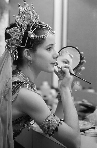 Darcey Bussell, aged 20 years old, prepares for her leading role in La Bayadere at