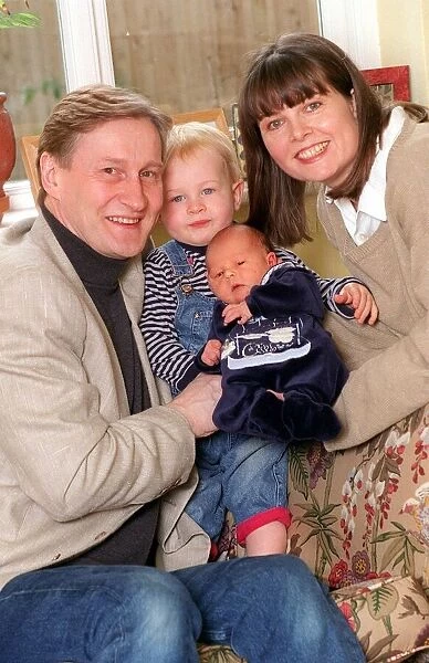 DAUGHTER CHARLOTTE ATTENBOROUGH WITH NEWBORN CHARLIE, TOBY AND HUSBAND GRAHAM - FEBRUARY