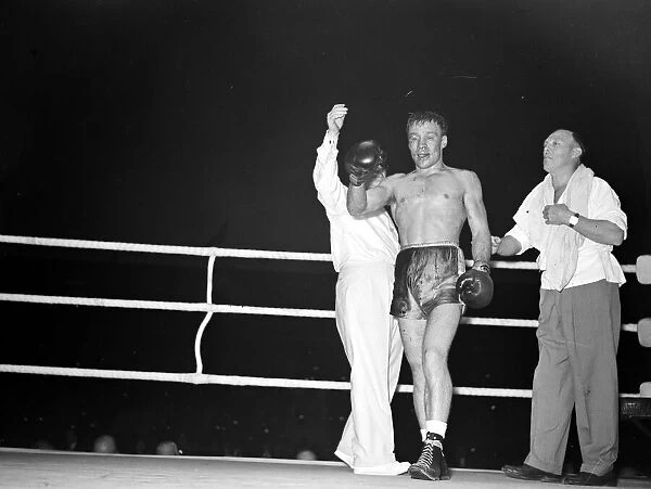 Dave Charnley at the end of his fight with Joe Lopes