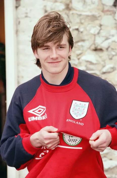 Framed Print : David Beckham, 21 years old, pictured at Bisham Abbey, where he is training with Framed Print : David Beckham, 21 years old, pictured at Bisham Abbey, where he is training with