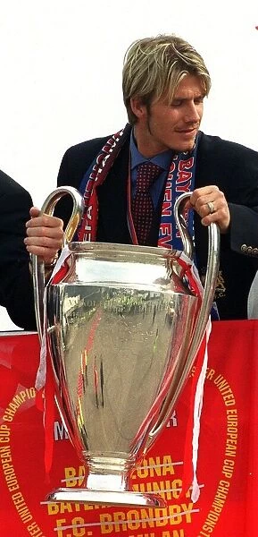 David Beckham holding the European Cup May 1999 during the Manchester United