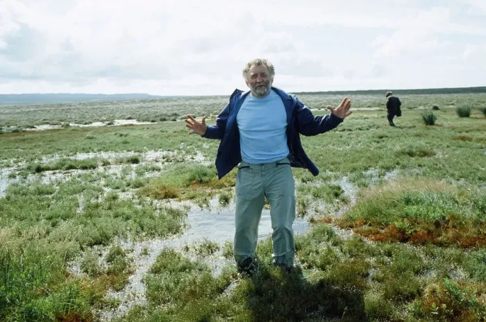 Framed Print : David Bellamy visits Islay, Inner Hebrides. August 1985 Framed Print : David Bellamy visits Islay, Inner Hebrides. August 1985