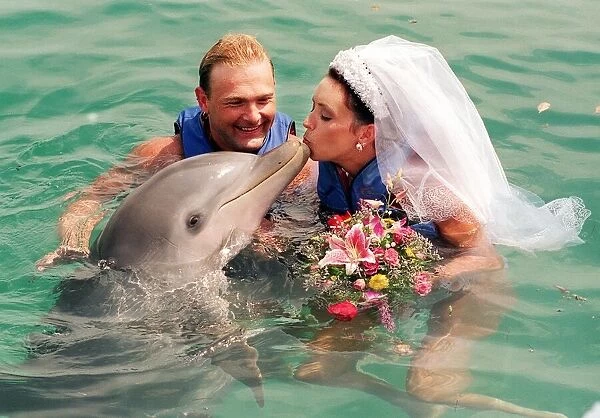 David Blades marries bride Avril Thomson in the Blue Laggon on the Bahamas