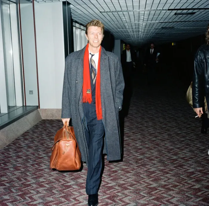 Framed Print : David Bowie at London Airport. (note Heathrow or Gatwick unclear