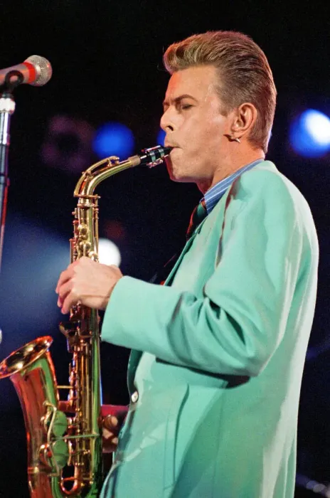 Framed Print : David Bowie performing at The Freddie Mercury Tribute Concert for Aids Awareness Framed Print : David Bowie performing at The Freddie Mercury Tribute Concert for Aids Awareness