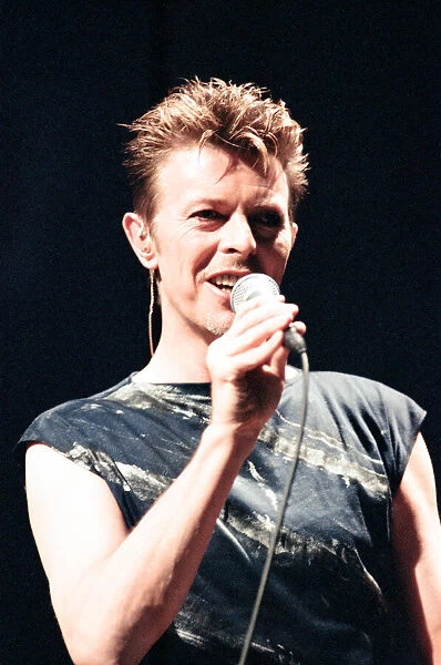 David Bowie performing at the NEC, Birmingham. Outside Tour. 21st November 1995