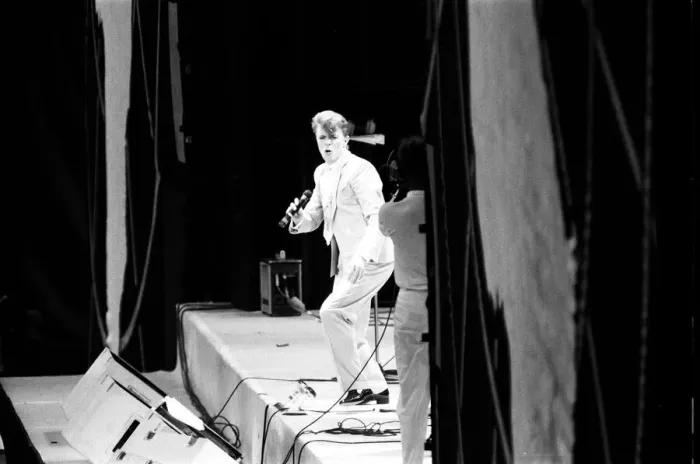 Framed Print : David Bowie on stage at Live Aid, Wembley Arena, London Framed Print : David Bowie on stage at Live Aid, Wembley Arena, London