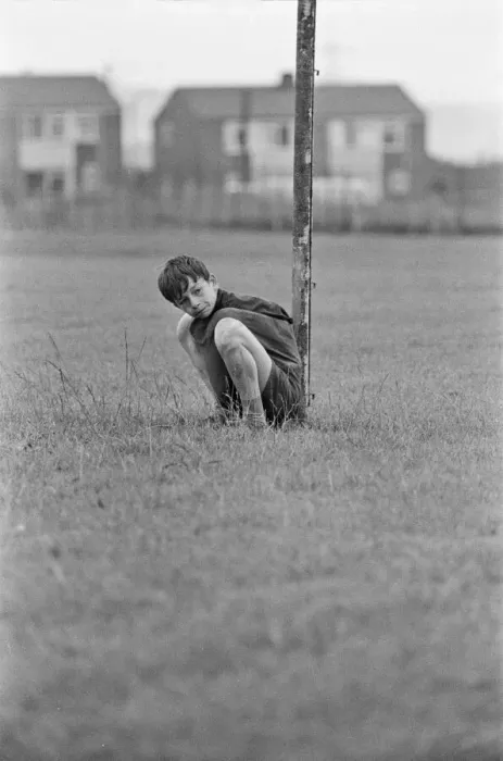 Framed Print : David Bradley, (aged 14) playing the part of Billy Casper, pictured with his Kestral Framed Print : David Bradley, (aged 14) playing the part of Billy Casper, pictured with his Kestral