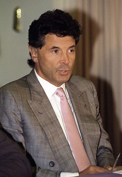 David Dein, Vice chairman of Arsenal FC. 17th August 1995