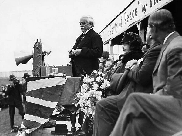 David Lloyd George British Prime Minister giving speech at Lewes on land campaign