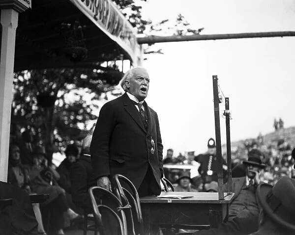 David Lloyd George speaking at Llandudno. 30th May 1929