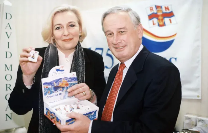 Framed Print : David Morgan (store chairman) and HTVs Nicola Heywood Thomas launch the RNLI 175th