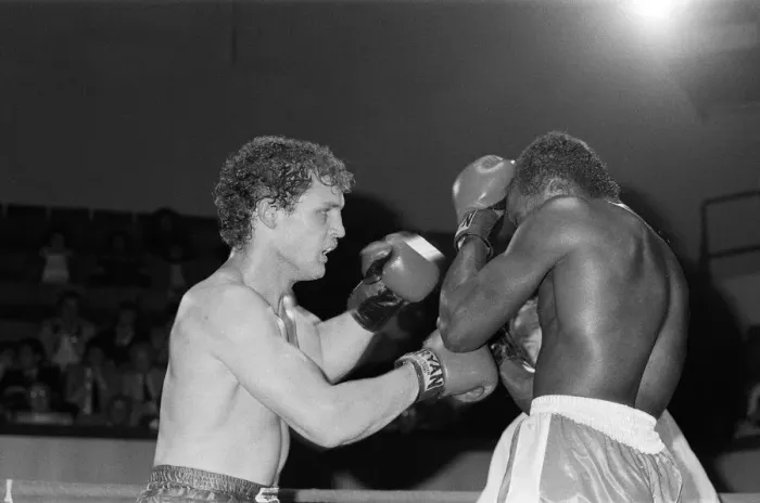 Framed Print : David Pearce v Neville Meade for the BBBofC Heavyweight Title Framed Print : David Pearce v Neville Meade for the BBBofC Heavyweight Title