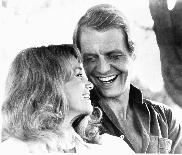 David Soul Actor with girlfriend Lynn Marta - September 1977 Dbase MSI