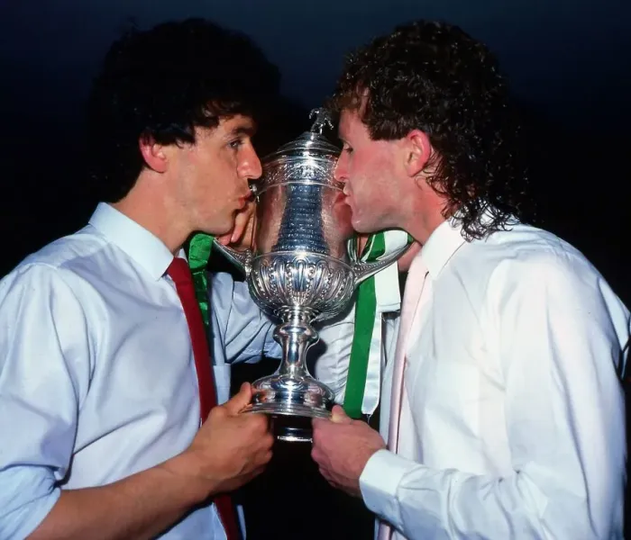 Framed Print : Davie Provan & Frank McGarvey kissing trophy May 1985 Framed Print : Davie Provan & Frank McGarvey kissing trophy May 1985